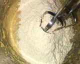A picture of step 3 of Caramel chocolate chips cookies.
