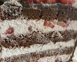 Foto del paso 23 de la receta: Torta de chocolate con crema, frutillas y ganache