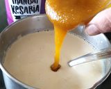 A picture of step 2 of Thandai kulfi.