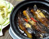 Hình bước làm 8 của món Cá trê vàng kho tiêu