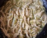 Foto del paso 3 de la receta: Tinga de pollo en salsa verde