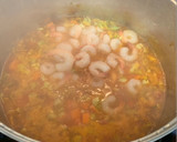 Foto del paso 4 de la receta: Arroz con bacalao y gambitas de aprovechamiento