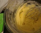 A picture of step 3 of Marble pound cake with dry fruits.