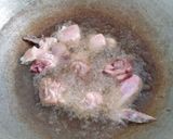 Foto langkah ke 1 dari resep Ayam cabe ijo.