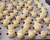 Foto langkah ke 3 dari resep Cutie Sheep Cookies.
