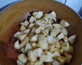 A picture of step 6 of Apple and Tomato vegetable.