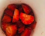 Foto del paso 1 de la receta Batido de fresa