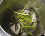 Foto del paso 1 de la receta: Salmón en salsa dulce de espárragos trigueros