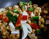 Foto langkah ke 4 dari resep Ayam teriyaki paprika.