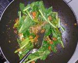 Foto langkah ke 4 dari resep Seblak Rambak.