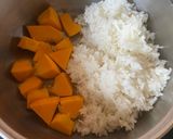 Foto langkah ke 2 dari resep Bubur manado easy but tasty.