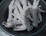 Foto langkah ke 1 dari resep Semur ceker ayam untuk penderita gerd dan maag.