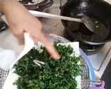 क्रैकलिंग स्पिनेच,। कुरकुरी पालक (Kurkuri palak recipe in Hindi) रेसिपी चरण 4 फोटो