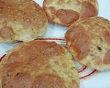 A picture of step 5 of Methi Ajwain Poori.