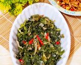 Foto langkah ke 5 dari resep Tumis Daun Singkong Pepaya Teri.