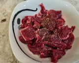 Foto del paso 2 de la receta: Fideuá de presa ibérica, chorizo y shiitake