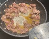 A picture of step 3 of Stir fried chicken gizzards with lemon sauce🍋.