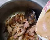 A picture of step 4 of Chicken pulao.