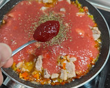 Foto del paso 6 de la receta: Noodles de arroz con salsa de tomate casera y panceta
