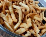 मठरी (Mathri recipe in hindi) रेसिपी चरण 10 फोटो