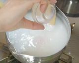 A picture of step 4 of Kanten Wagashi:"Sakura".