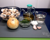 Foto del paso 1 de la receta: Almejas al vermut