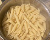 Vajban párolt fokhagymás Shrimp (garnélarák) penne tésztával 🍤🧈🧄😋 recept fázis 2 fotója