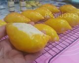 รูปขั้นตอนการทำที่ 7 ของ ขนมเปี๊ยะทุเรียนไส้ถั่วไข่เค็ม