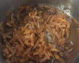 A picture of step 8 of Lumpia Basah Bandung.