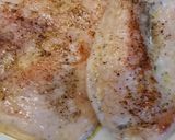 Foto del paso 2 de la receta: Pechuga de pavo en salsa de brandy con portobello y vegetales