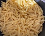 Foto del paso 1 de la receta: Macarrones con chorizo gratinados