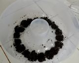 Foto langkah ke 3 dari resep Puding Lapis Oreo Coklat.