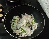 A picture of step 11 of Crispy honey chilli potato.