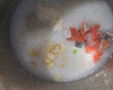 Gambar langkah 2 resipi Bubur Ikan Salmon.