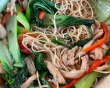 รูปขั้นตอนการทำที่ 5 ของ หมี่เหลืองผัดหมูหั่นเส้นกวางตุ้ง🌶️🫚🍜