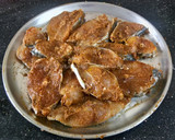 सुरमई फ्राय (surmai fry recipe in marathi) रेसिपी स्टेप 2 फोटो 