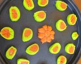கேரட் கலர் குக்கீஸ்🥕🥕 (Carrot color cookies recipe in tamil) ரெசிபி ஸ்டேப் 3 புகைப்படம்