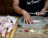 Foto del paso 1 de la receta: Pollo asado al estilo turco con patatas y cebolla