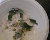 A picture of step 2 of Urad dal ke wada.
