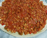 Foto del paso 8 de la receta: Pizza de soja texturizada, queso y aceitunas