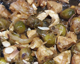 Foto del paso 7 de la receta: Pollo marinado en soja y naranja, con coles de bruselas