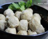 Foto langkah ke 7 dari resep Bakso ayam kenyal simple tanpa Bp / penyedap.