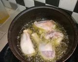 Foto langkah ke 2 dari resep Semur Ayam Kentang Sederhana ala Mamah Excel.