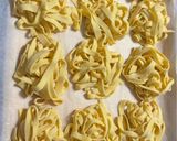 Foto del passaggio 7 della ricetta Pasta fresca all’uovo senza glutine🍝