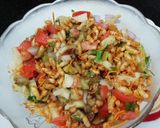 A picture of step 5 of Murmura Chaat.