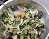 Hình bước làm 4 của món Lưỡi heo trộn hành tây
