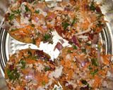 A picture of step 4 of Nippat masala chaat.