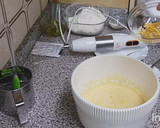 Foto del paso 4 de la receta: Bizcocho de yogurt de limón