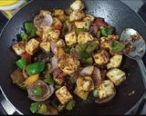 A picture of step 6 of Dhaba Style Kadhai Paneer.