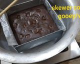A picture of step 5 of Classic Brownies.